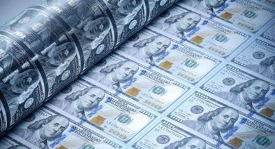 Dollar Heads for Best Weekly Gain in a Month and Inflation Boosts New Zealand Dollar