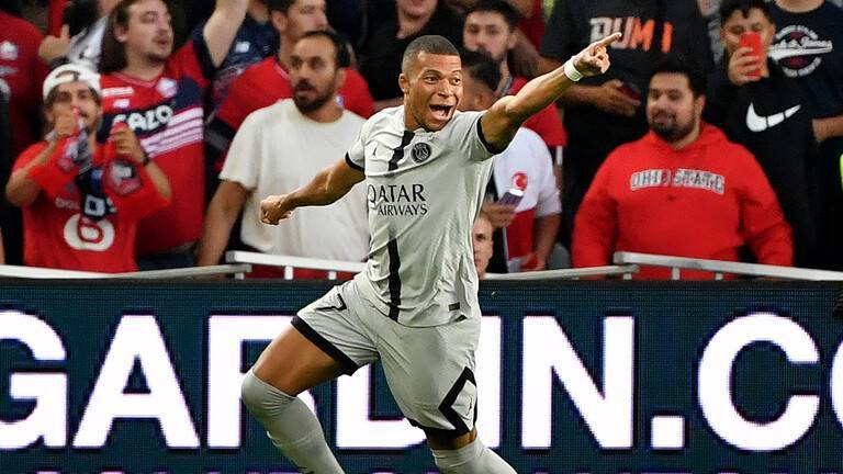 Mbappé Scores 