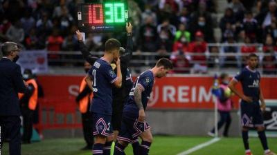 Lionel Messi Makes First Appearance for Paris Saint-Germain