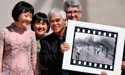 After Half a Century... "Napalm Girl" Completes Her Burn Treatment Journey