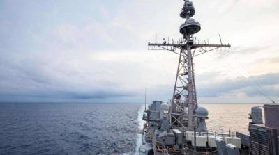 Two American Warships Cross the Taiwan Strait... Chinese Military Monitors