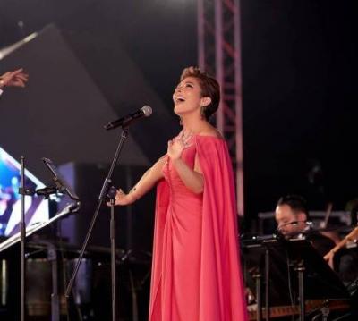 Ahlam Thanks Those Who Congratulated Her and Praises Her Husband: "A Gift from Heaven"