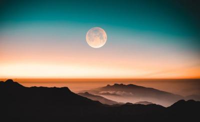 Title: Scientists Puzzled... Rover Detects "Mysterious Entity" on the Dark Side of the Moon