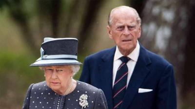 Coronavirus Out of Control in Britain, Queen Elizabeth and Her Husband Receive Vaccine