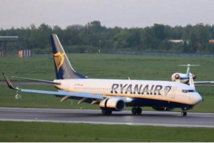 U.S. Sanctions on Belarus for Forcing Passenger Plane to Land to Arrest Opposition Passenger