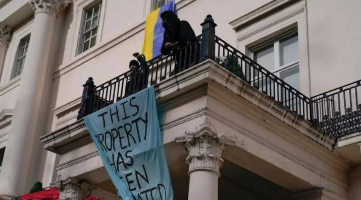 Protesters Seize London Mansion Linked to Russian Oligarch Ties to Putin