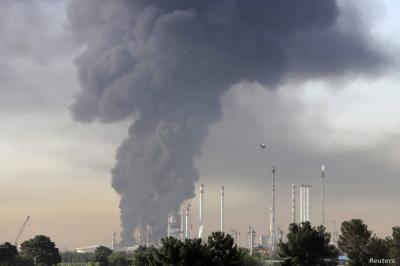 Iran Announces Control Over Fire at Petrochemical Plant and "Investigates Cause"
