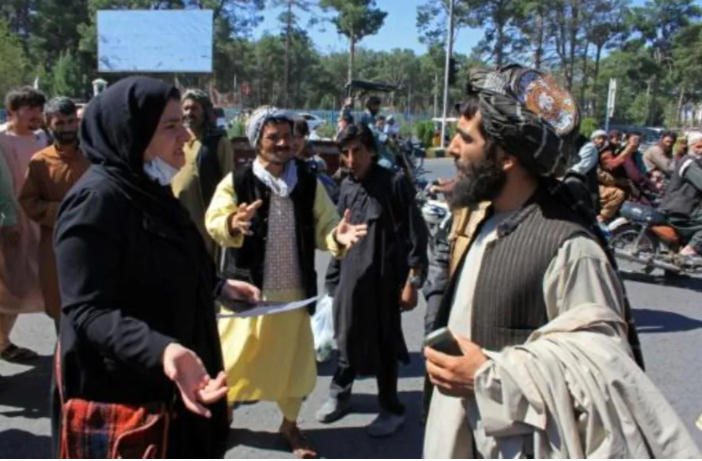 Title: Afghan Women Protest in Herat Demanding Their Rights: 