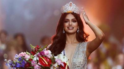 Miss Universe Surprises Audience by Imitating Cat Sounds