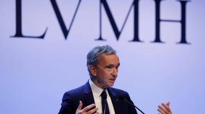 French Billionaire Ousts Bezos from the Throne of the World's Richest