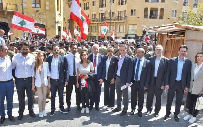 Meeting to Gauge the Opposition's Pulse: Why Were Some Absent?