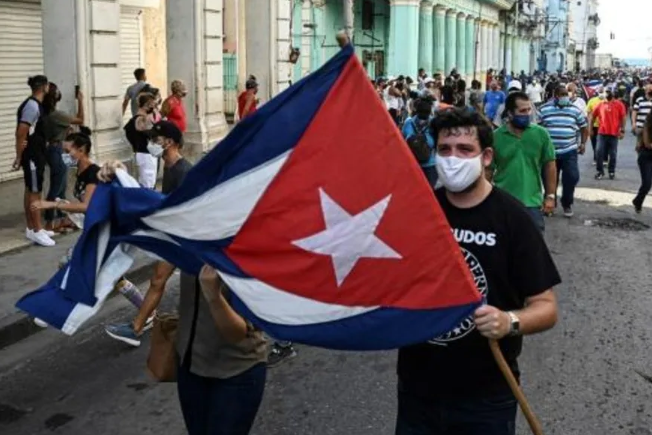 Washington Imposes Sanctions on Two Senior Cuban Officials and a Military Unit in Response to Protest Suppression