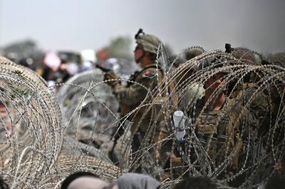 Pentagon: Approximately 6,000 U.S. Soldiers at Kabul Airport to Evacuate Crowds