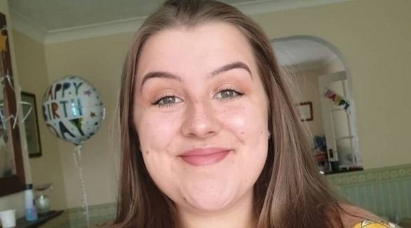 A Woman Suffers from an Allergy That Causes Pain When She Tears Up