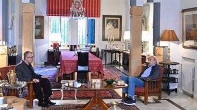 Jumblatt to "Hezbollah": No to War and No to a President from March 8