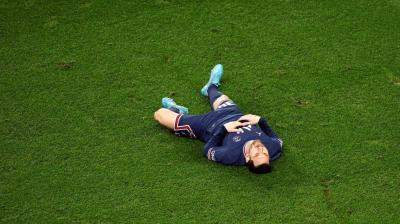 Messi Lost in Paris: Living in the Shadows for Six Months