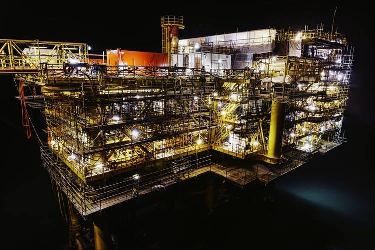 Oil Surpasses $72... Highest Level in Two Years