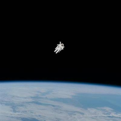 NASA Collaborates with Bezos, General Electric, and Lockheed for Mars Missions