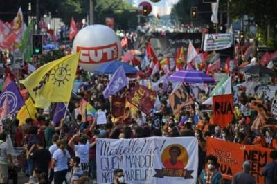 Tens of Thousands of Brazilians Demand Bolsonaro's Impeachment