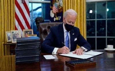 Title: "Lauren Wolfe's Tweet About President Joe Biden Leads to Her Dismissal from The New York Times"
