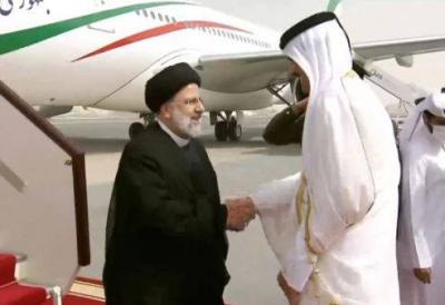 Qatar's Emir Receives Iranian President in Doha