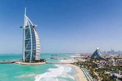 Dubai Hotels Restore Capacity