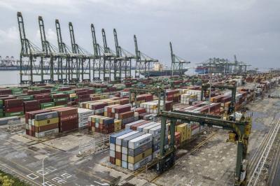 From Real Estate to Energy: Crises Surround China's Economy