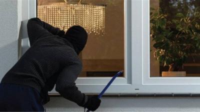 In Lebanon: A Citizen Steals from Himself!