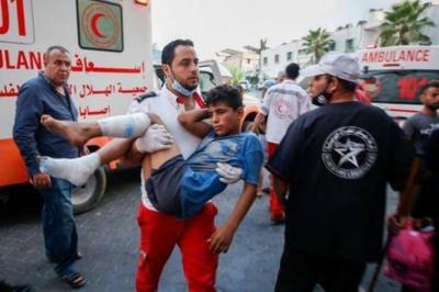 Israeli Airstrikes Target Hamas Sites in Gaza Following Border Clashes