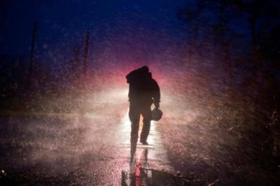Hurricane "Ida" Strikes Louisiana, Drenching New Orleans in Darkness