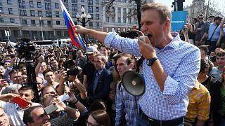 Opposition Leader Alexei Navalny Returns to Russia Despite Arrest Threats