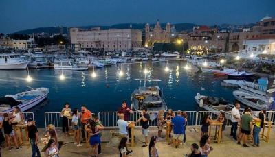 # Dollarization of Tourism: Where Do Expatriates' Dollars Flow?