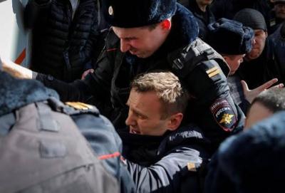 Navalny Calls on Russian Citizens to Protest Against Authorities in Russia