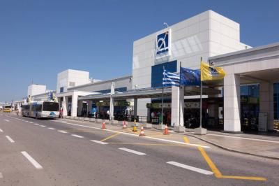 Greek Authorities to Extend Restrictions on International and Domestic Flights