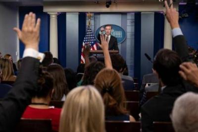 White House: Taliban Promised "Safe Passage" for Civilians to Kabul Airport