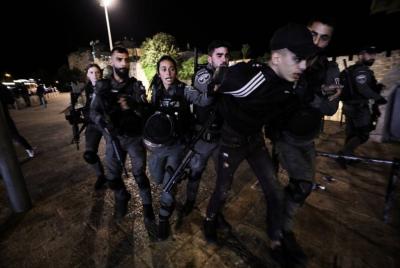 Hundreds Injured in Renewed Clashes at Al-Aqsa Mosque