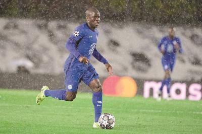 Kante: Chelsea's Shy Man, the "Sponge of Advice"!