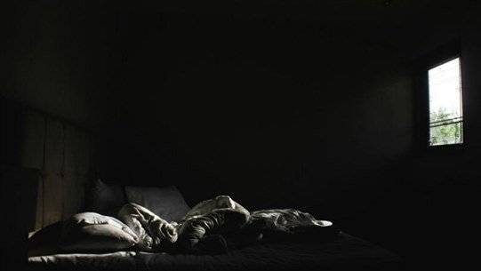 The Benefits of Sleeping in a Dark Room