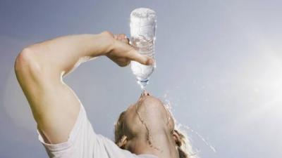 A Way of Drinking Water That Could Lead to a Life-Threatening Condition