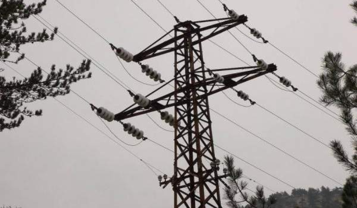 Electricity Procurement Proposals Spark Debate Between Mikati and Energy Minister
