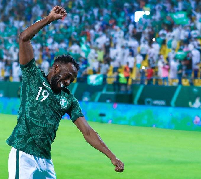 نقل لاعب سعودي إلى مستشفى بالإمارات.. ماذا حصل؟