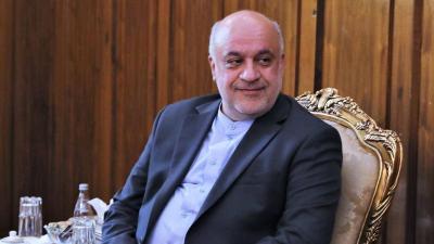 فقد عينه... هل نقل السفير الايراني في لبنان الى طهران بحالة حرجة؟