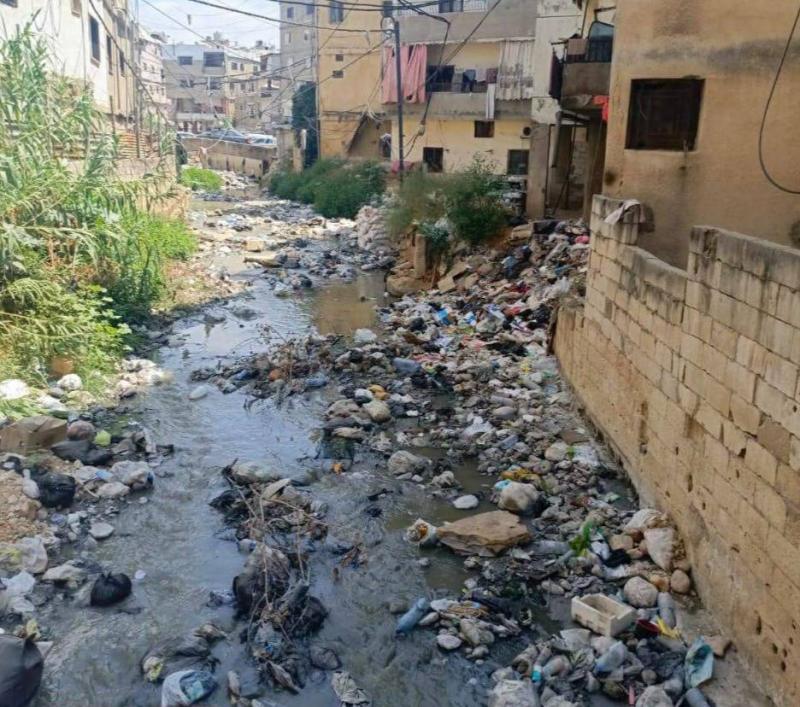 حمية يناشد: لعدم رمي النفايات في مجاري تصريف الأمطار