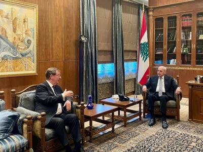 السفير البريطاني: نواصل العمل على خفض التصعيد