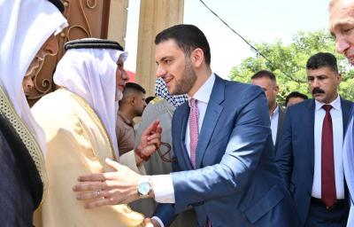مدير قناة تلفزيونية عراقية يتحرش بمذيعاته ويبتزهن (فيديو)