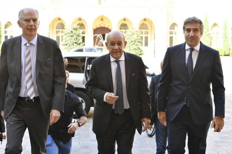لودريان من السرايا: فرنسا تدعم لبنان وتقف إلى جانبه