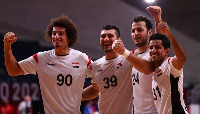 مصر تصطدم بالسنغال والجزائر مع الكاميرون في قرعة المونديال