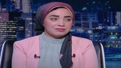 بالفيديو.. معلمة الدقهلية عن مصور "فيديو الرقص": هخليه عبرة