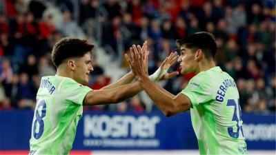 برشلونة يتلقى هزيمته الأولى في 
