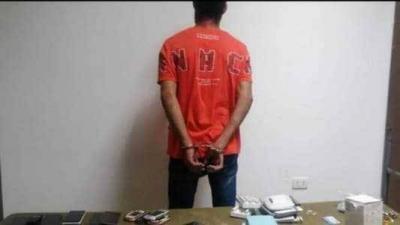 استغلّ نزوح السكّان... وسرق منازلهم
